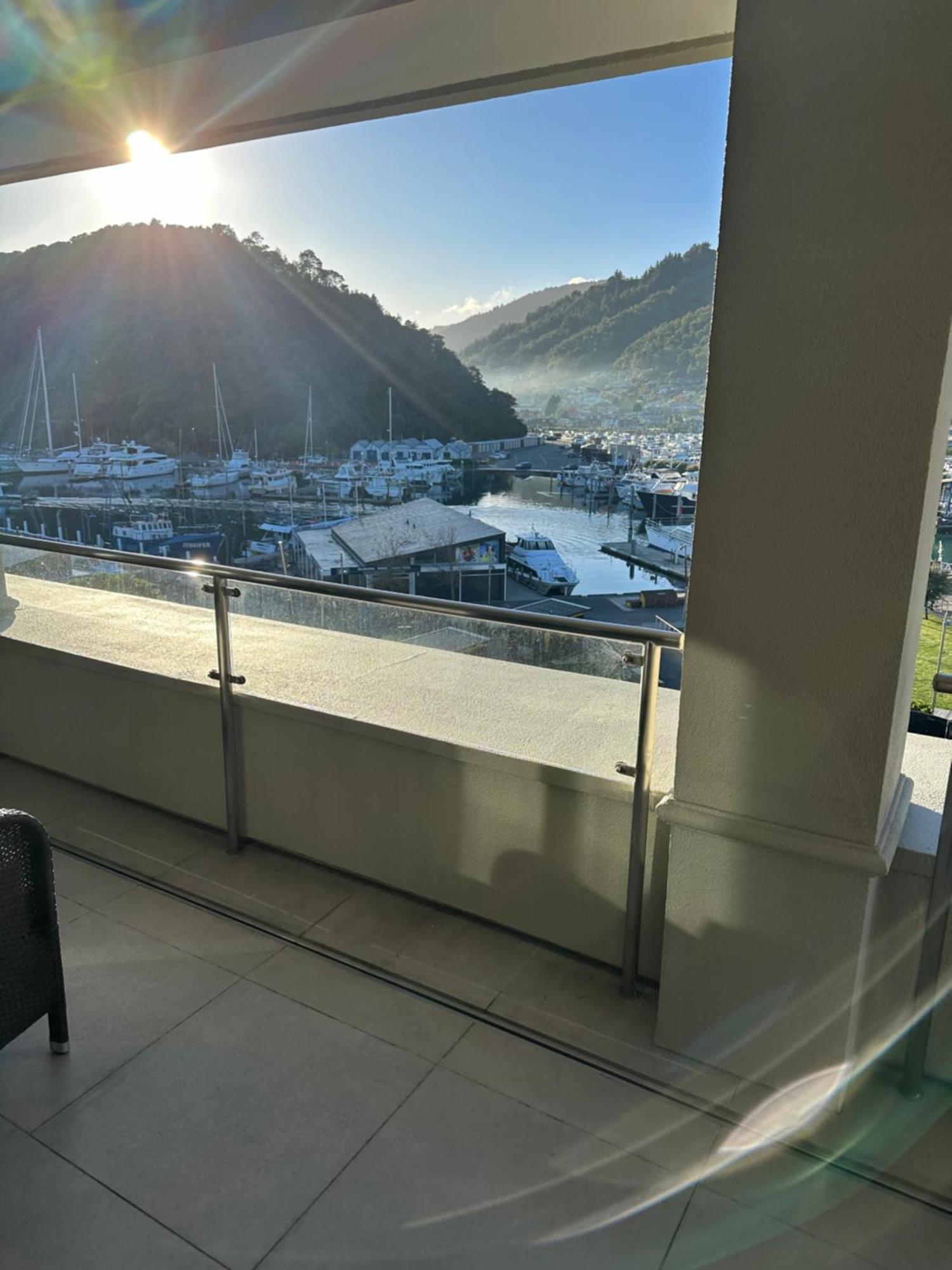 Picton Waterfront Apartments 외부 사진