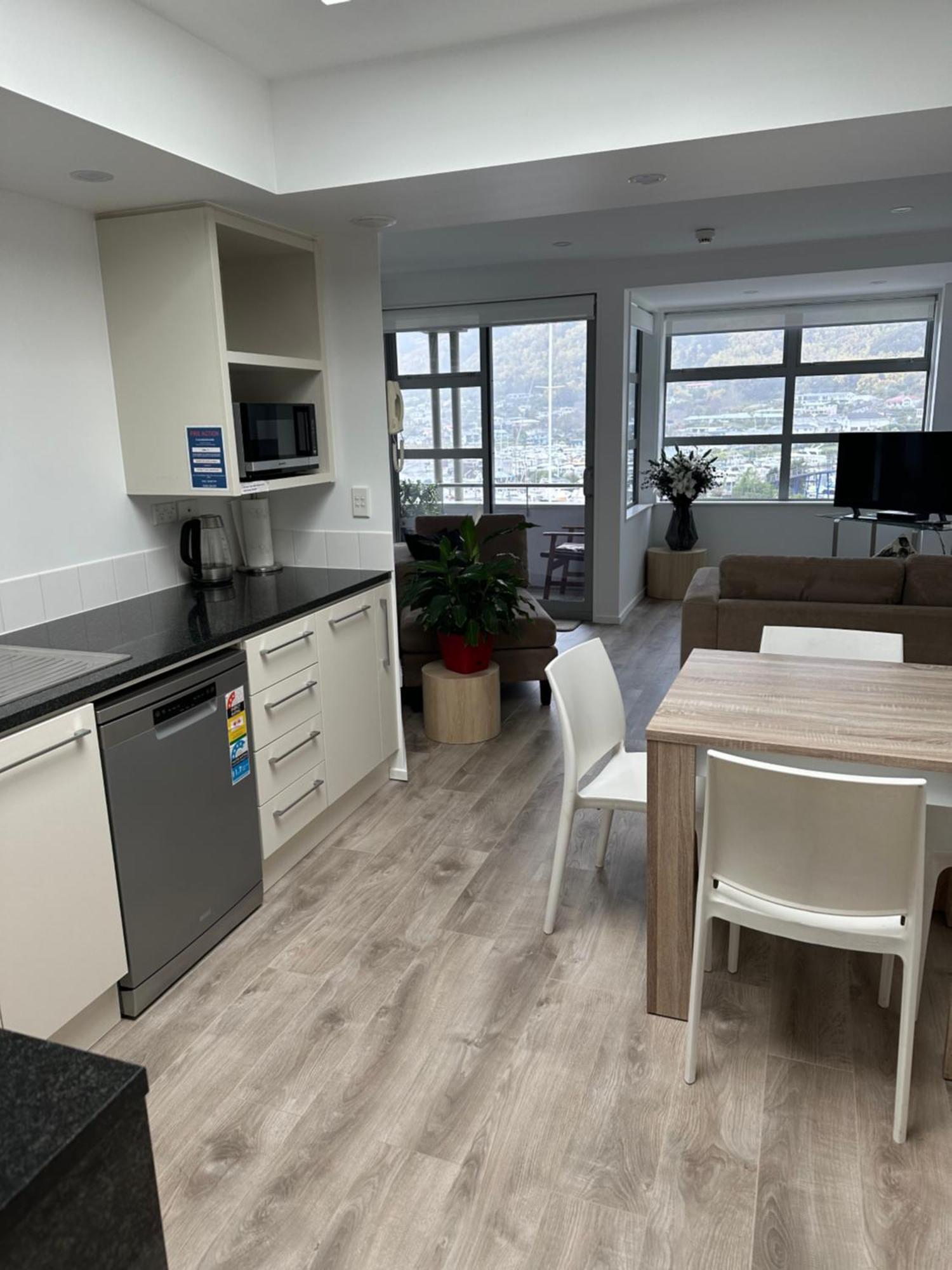 Picton Waterfront Apartments 외부 사진