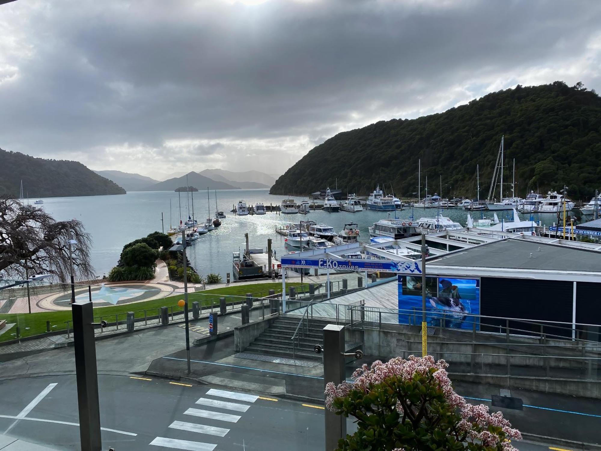 Picton Waterfront Apartments 외부 사진