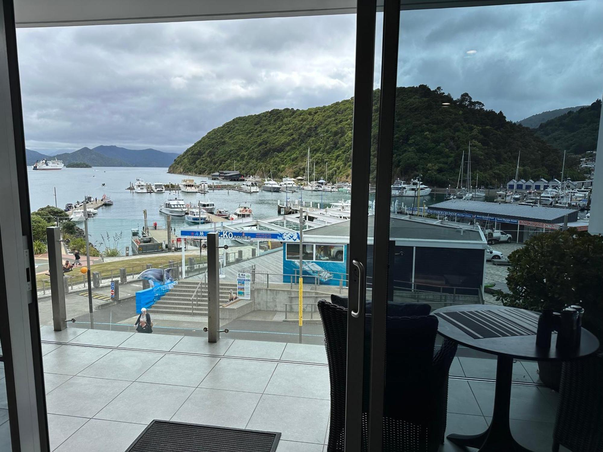 Picton Waterfront Apartments 외부 사진