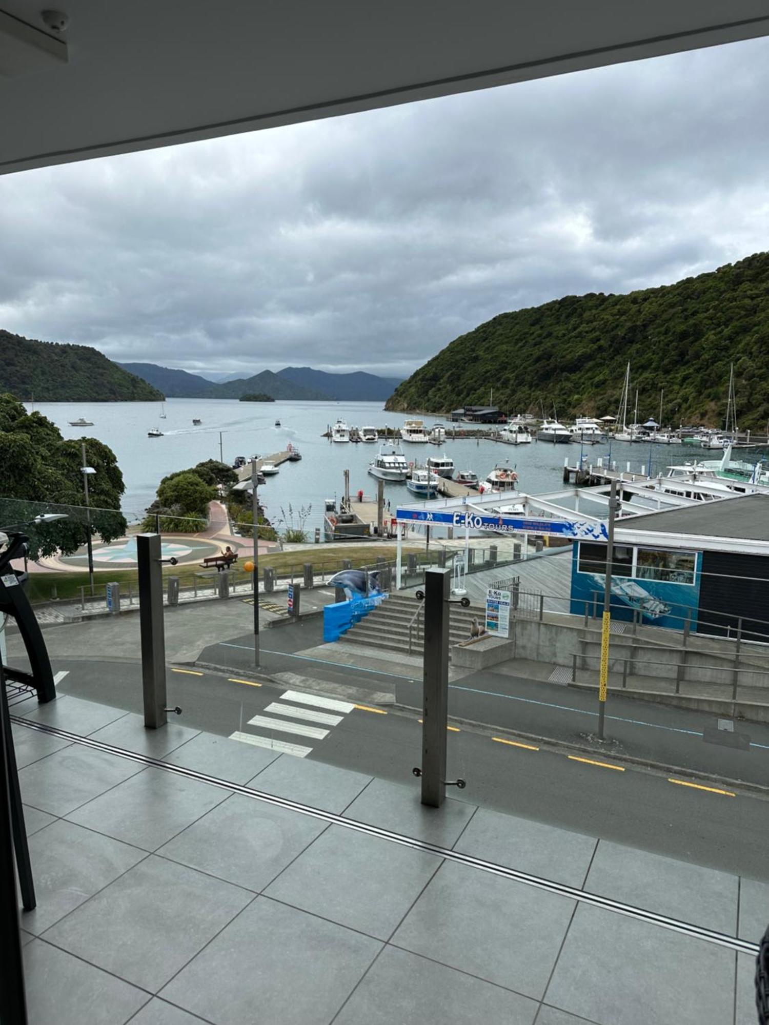 Picton Waterfront Apartments 외부 사진