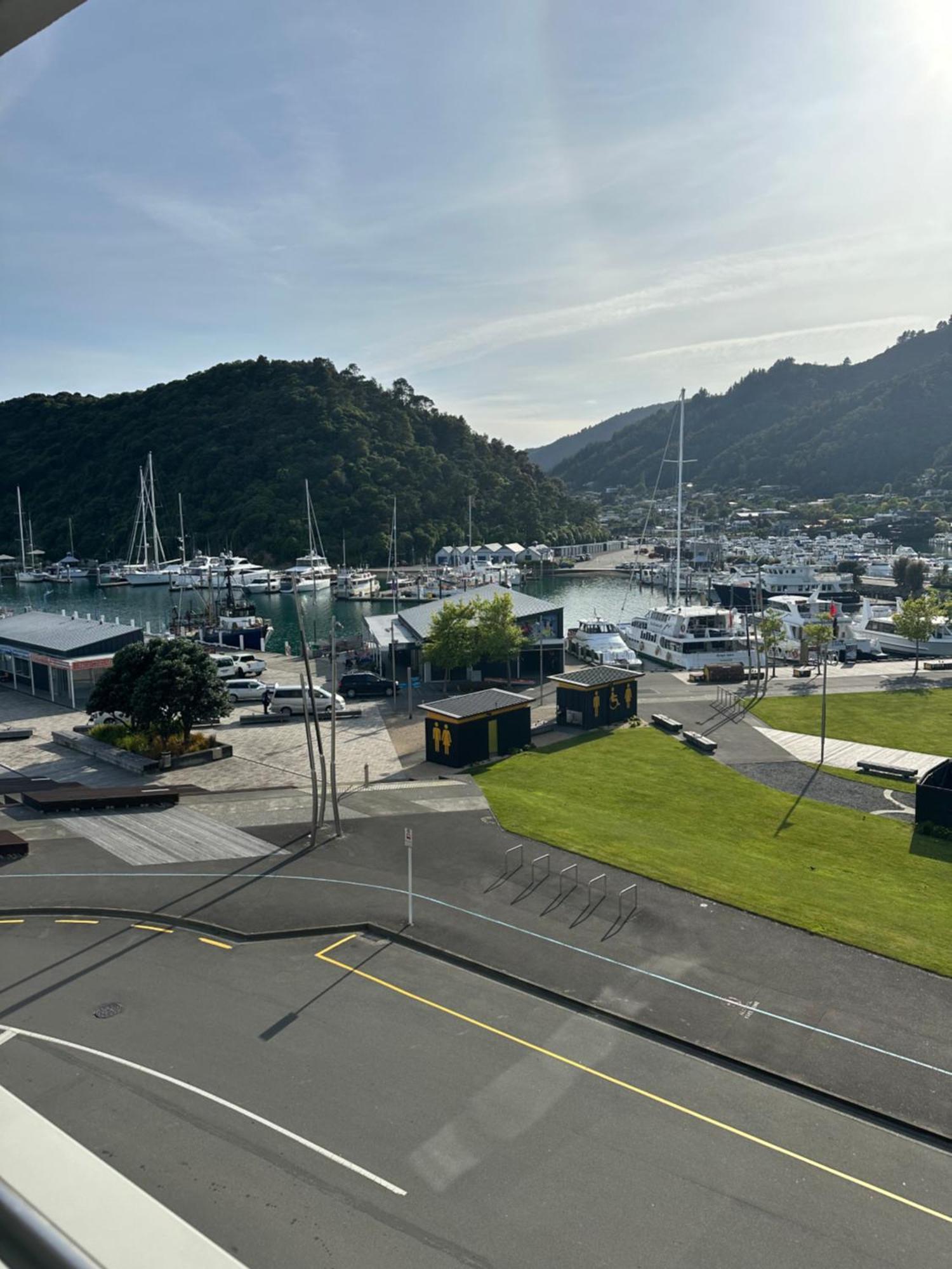 Picton Waterfront Apartments 외부 사진