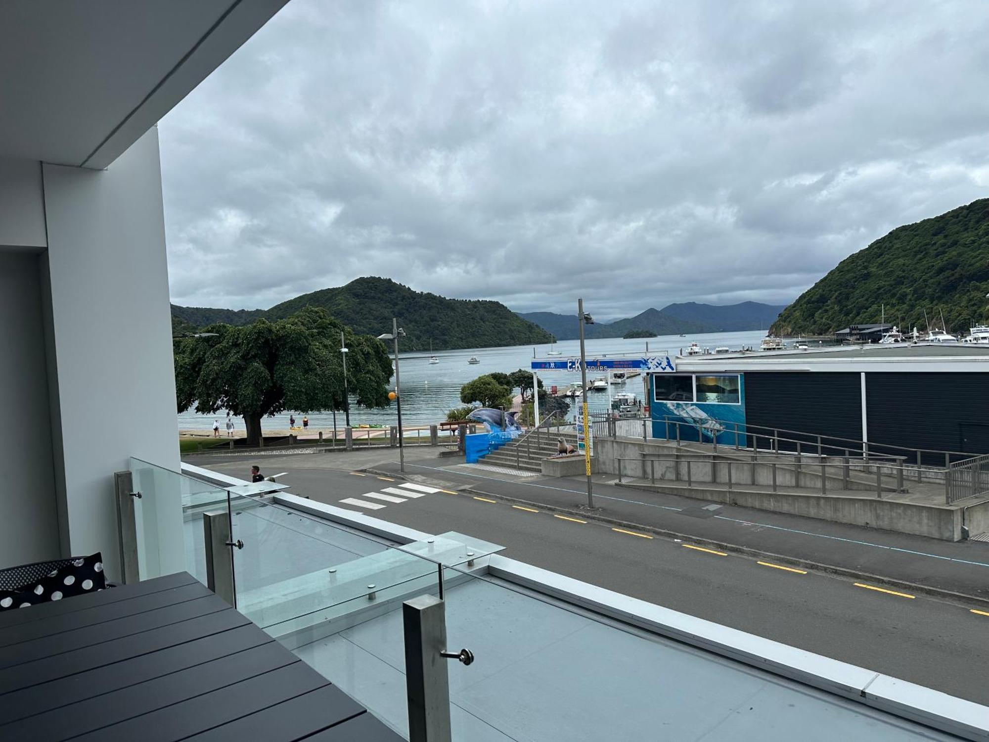 Picton Waterfront Apartments 외부 사진